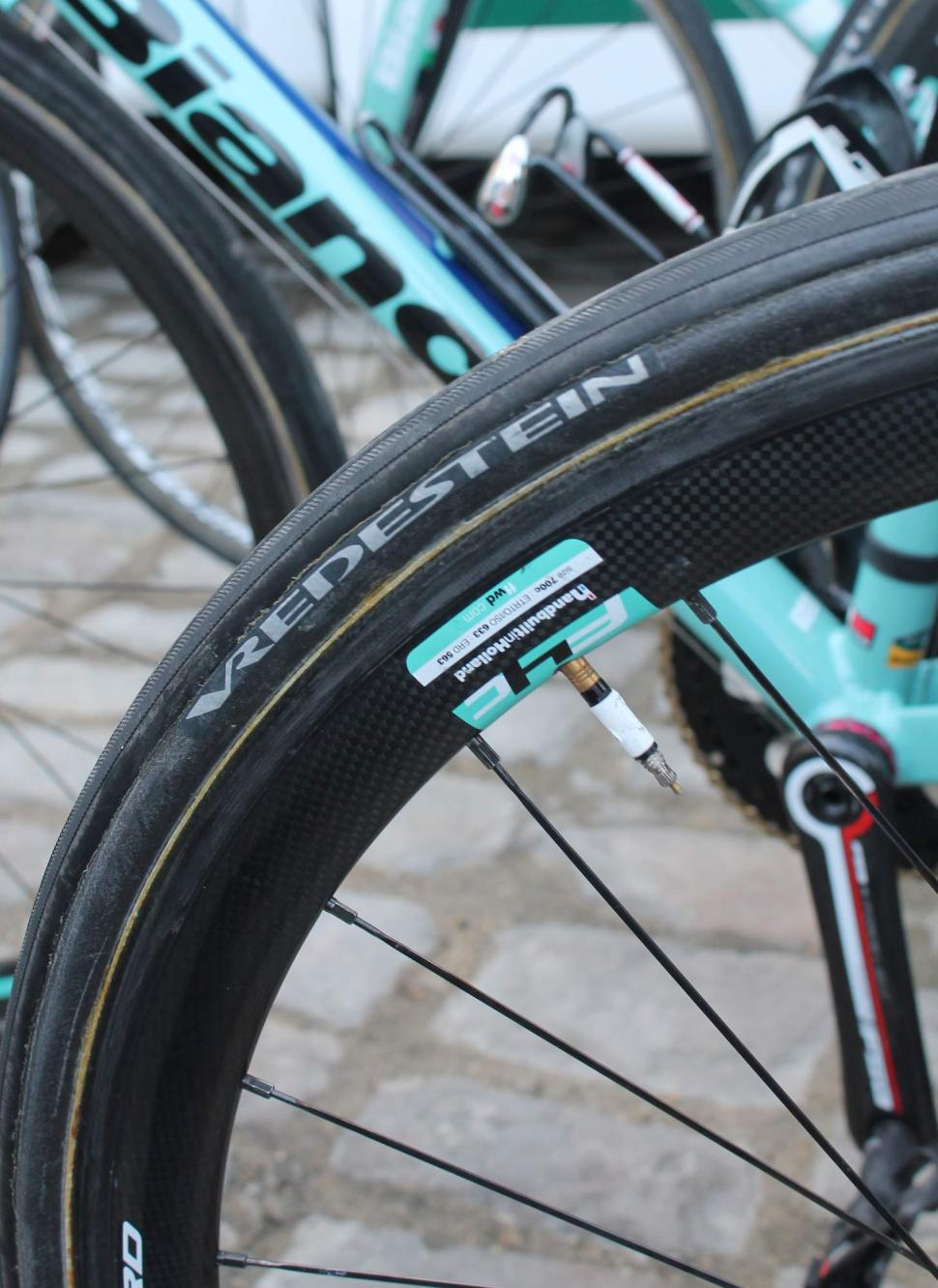 paris roubaix tires